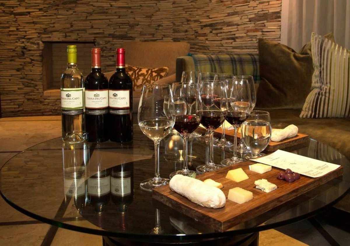 Вино под дубами